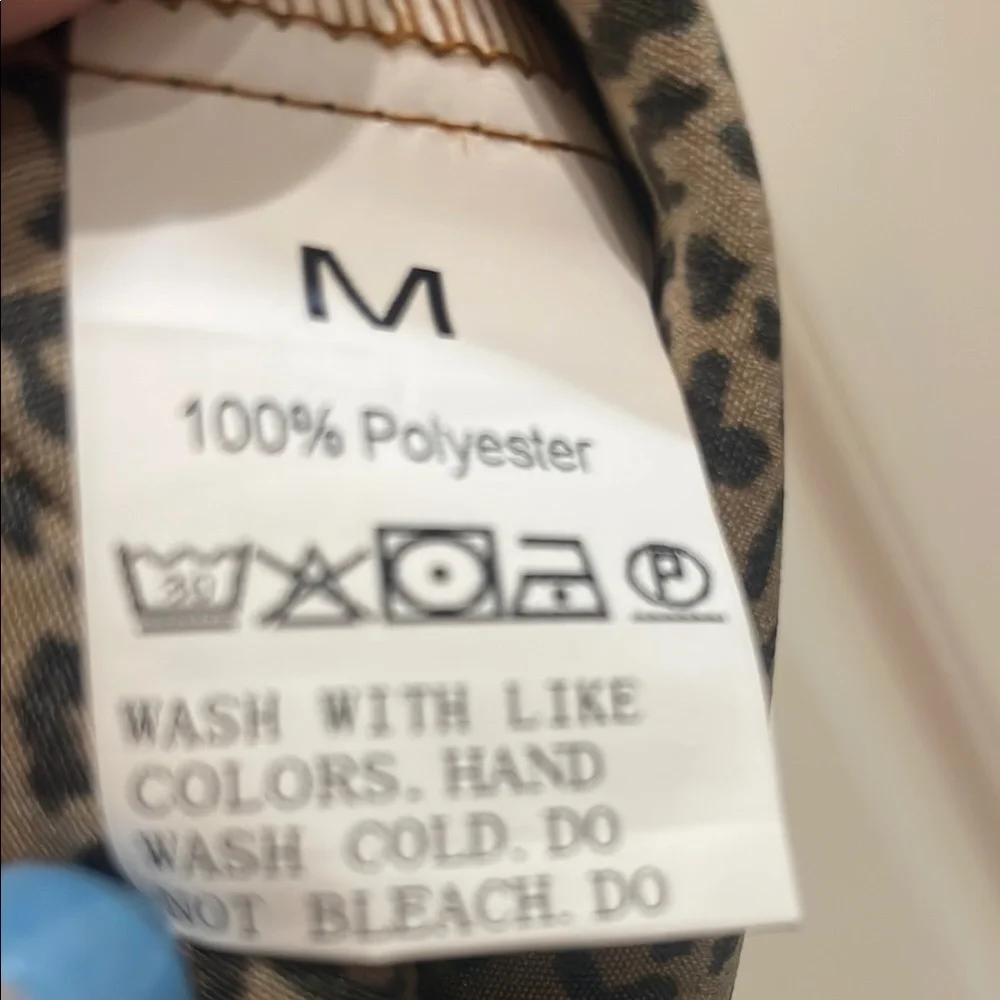 NWOT Leopard Print Brown Women's Top - Picture 5 of 6